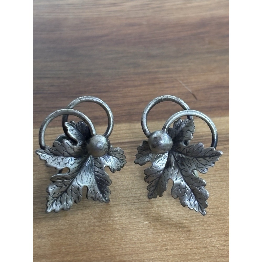 Vintage Sterling Silver Screwback Leaf Earrings - Picture 1 of 9